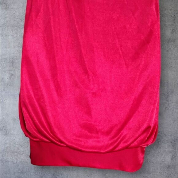 BCBG MaxAzria One Shoulder Satin Red Draped Top Size Small - Picture 2 of 7